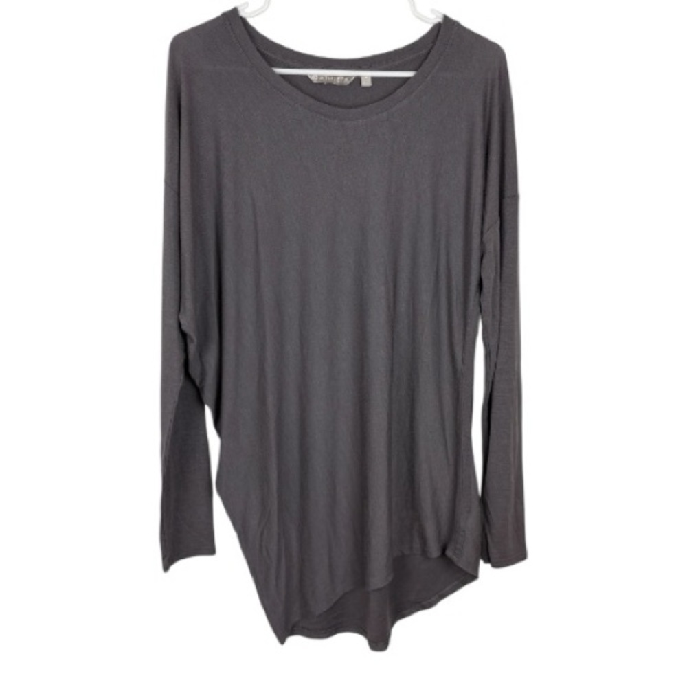 Athleta Women's Long Sleeve Asymmetric Hem Tee - Gray size small some flaws